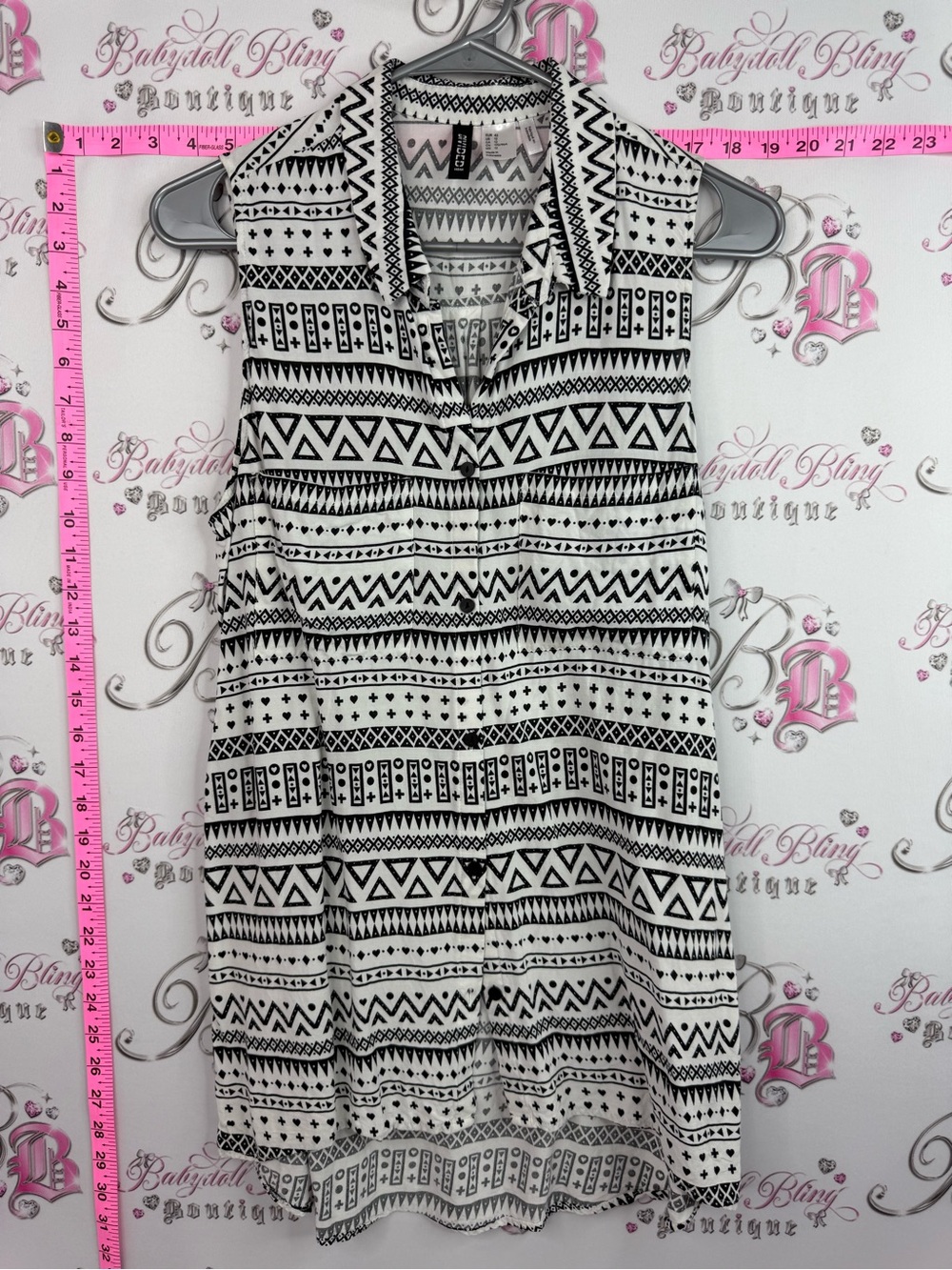 Divided Black & White Sleeveless Tribal Print Tank